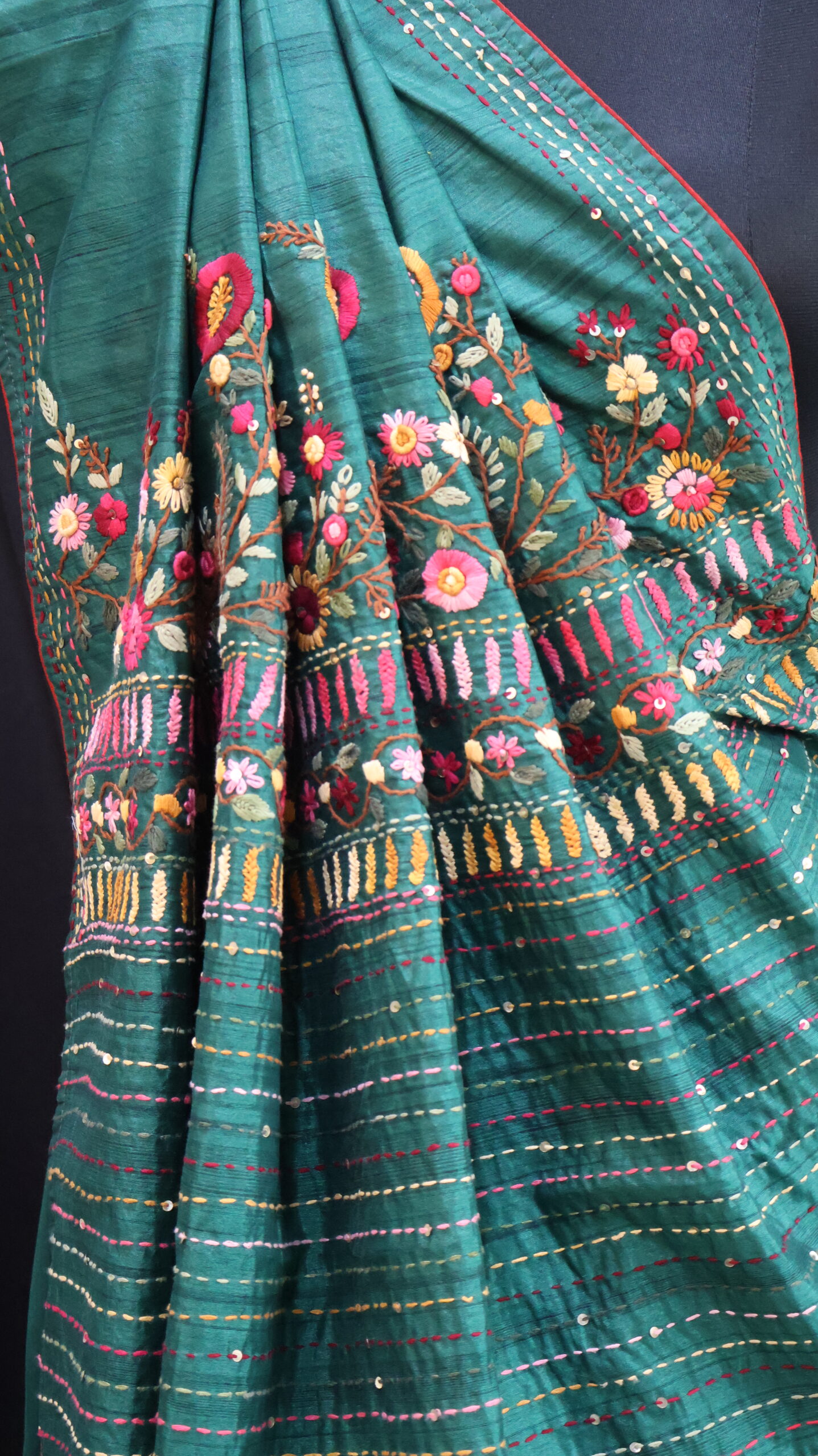 Emerald Green Half Tussar Saree with Handcrafted Floral Embroidery - Image 5