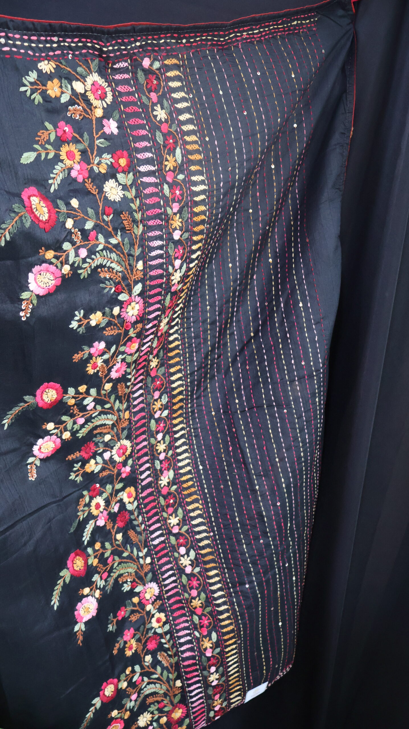 Black Half Tussar Saree with Floral Embroidery, French Knots & Sequin Work - Image 3