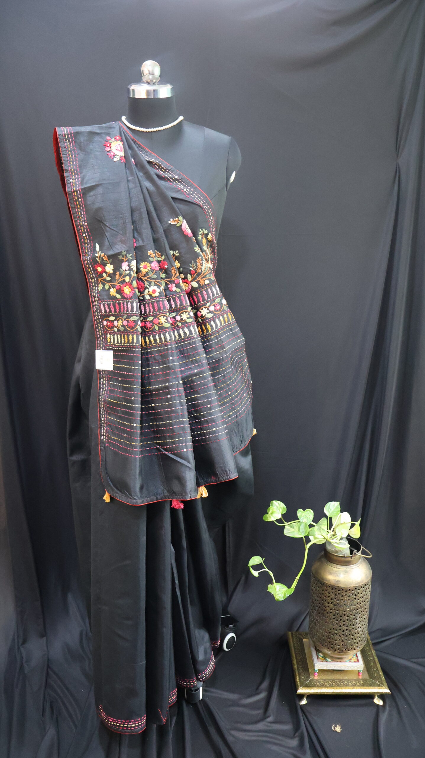 Black Half Tussar Saree with Floral Embroidery, French Knots & Sequin Work - Image 2
