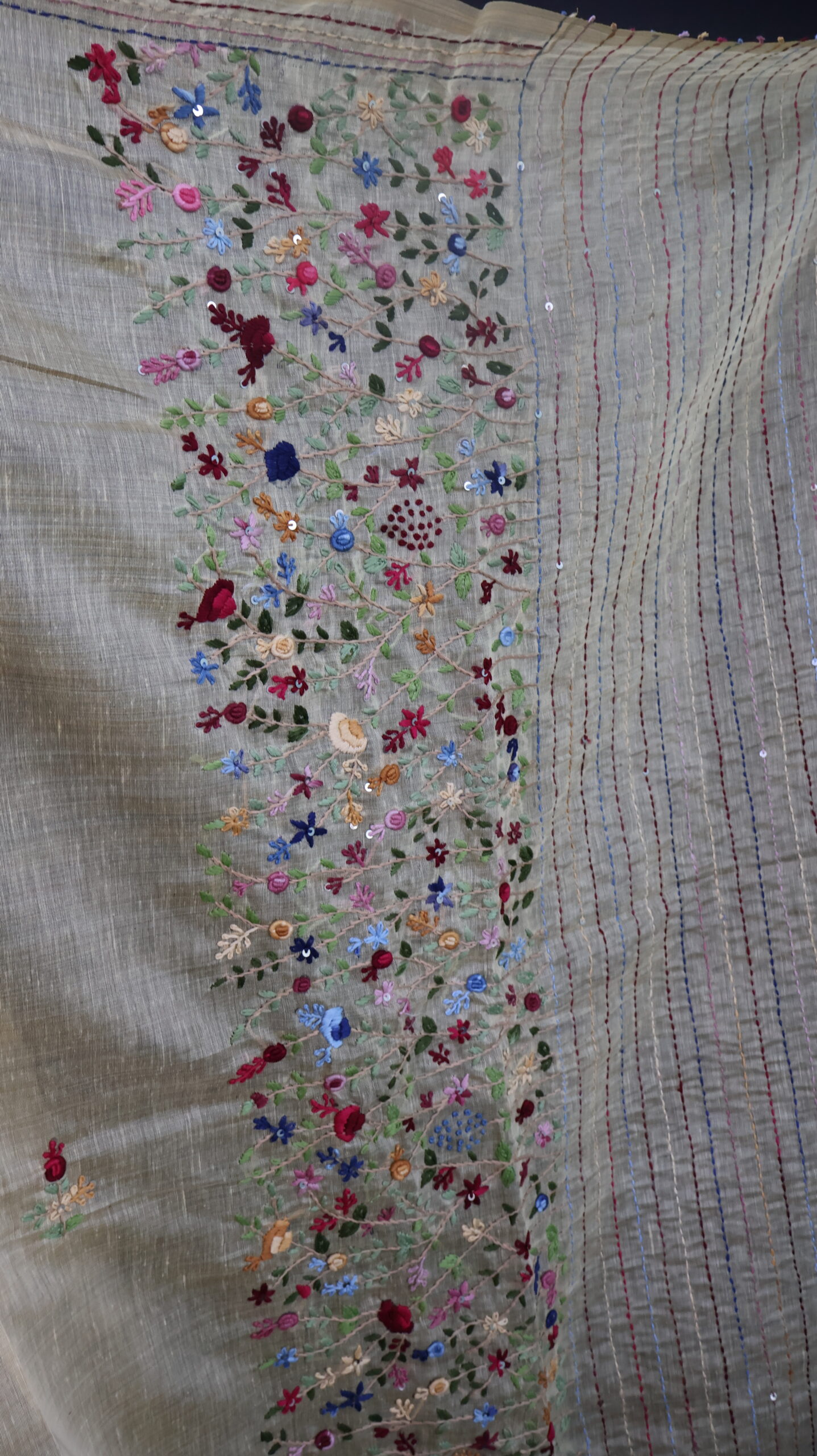 Golden Beige Mul Chanderi Saree with Bullion, Kantha & French Knot Hand Embroidery - Image 4